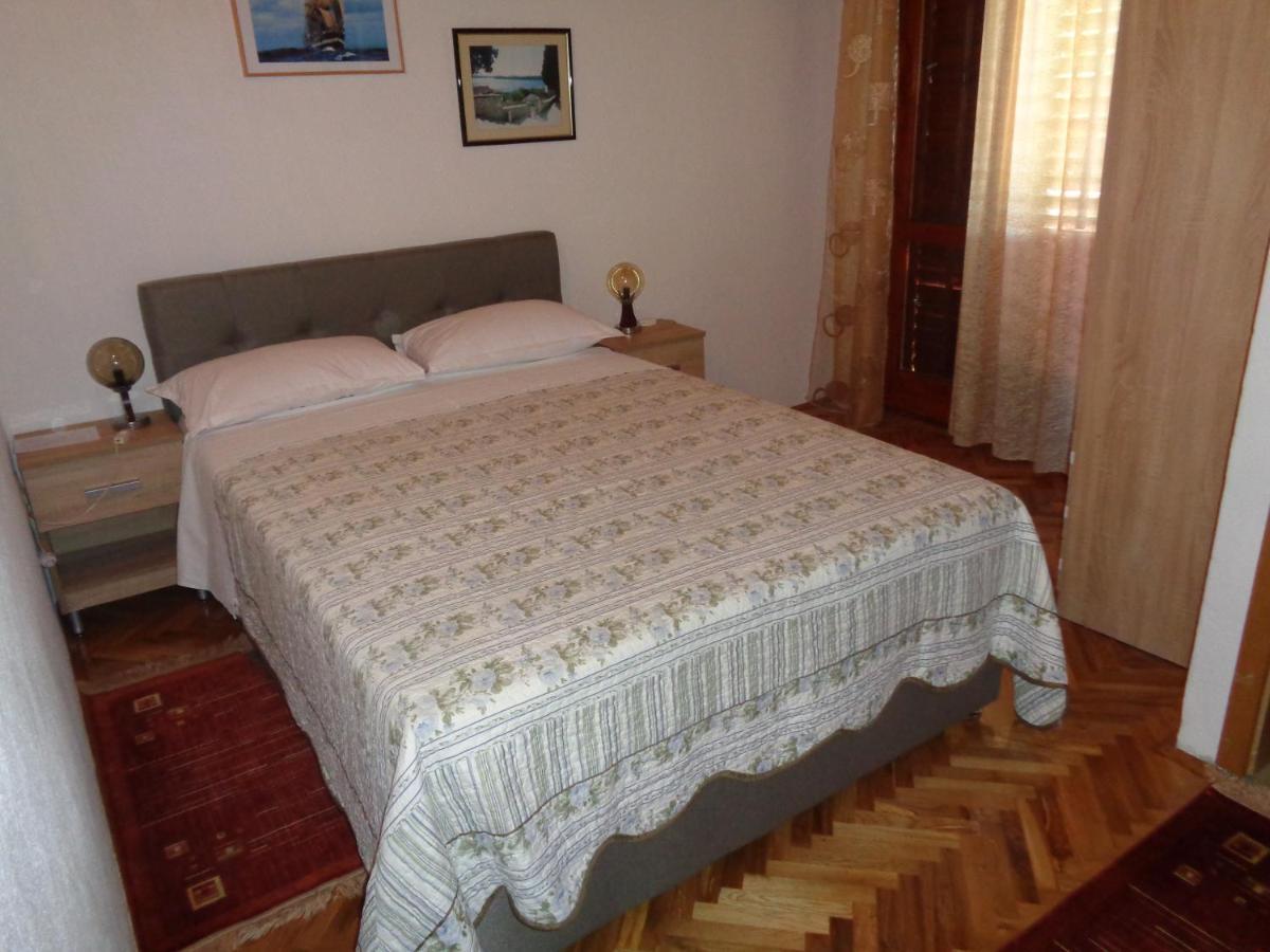 Pansion Danijela Hotel Rogoznica  Ngoại thất bức ảnh