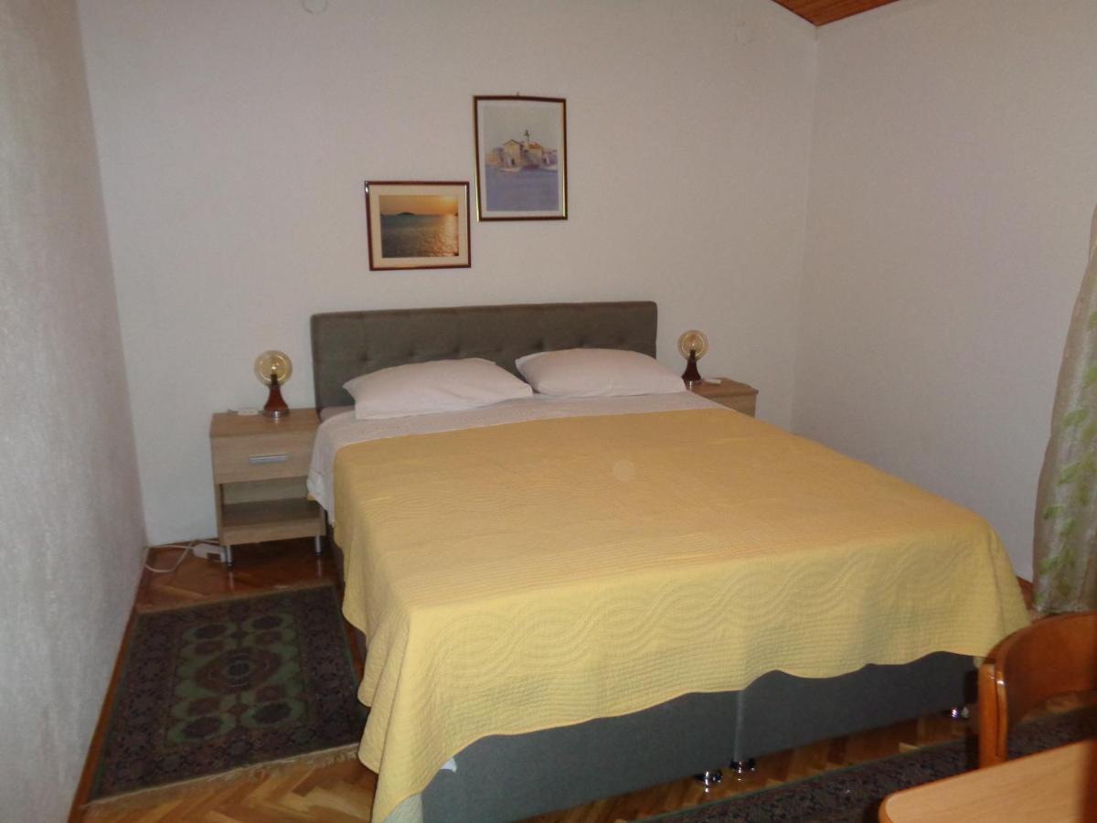 Pansion Danijela Hotel Rogoznica  Ngoại thất bức ảnh