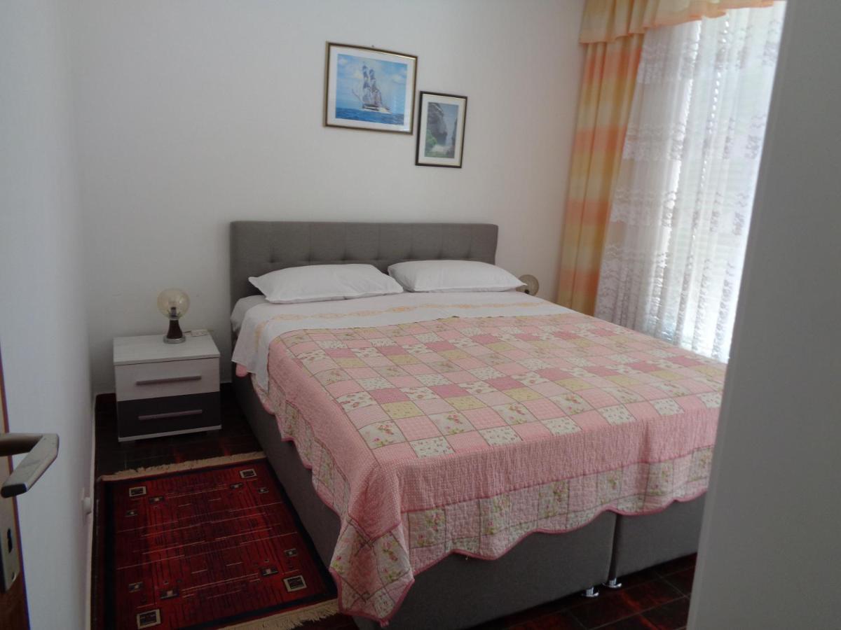 Pansion Danijela Hotel Rogoznica  Ngoại thất bức ảnh
