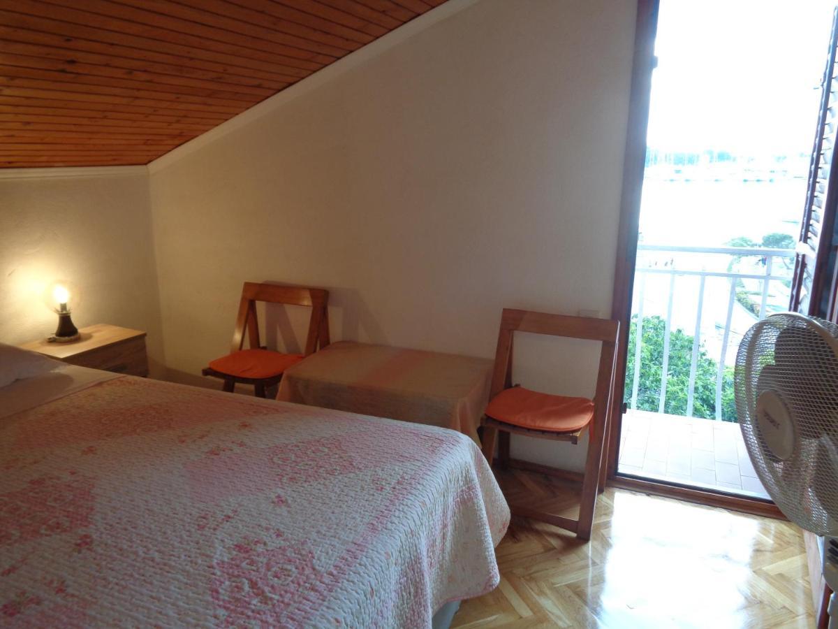 Pansion Danijela Hotel Rogoznica  Ngoại thất bức ảnh