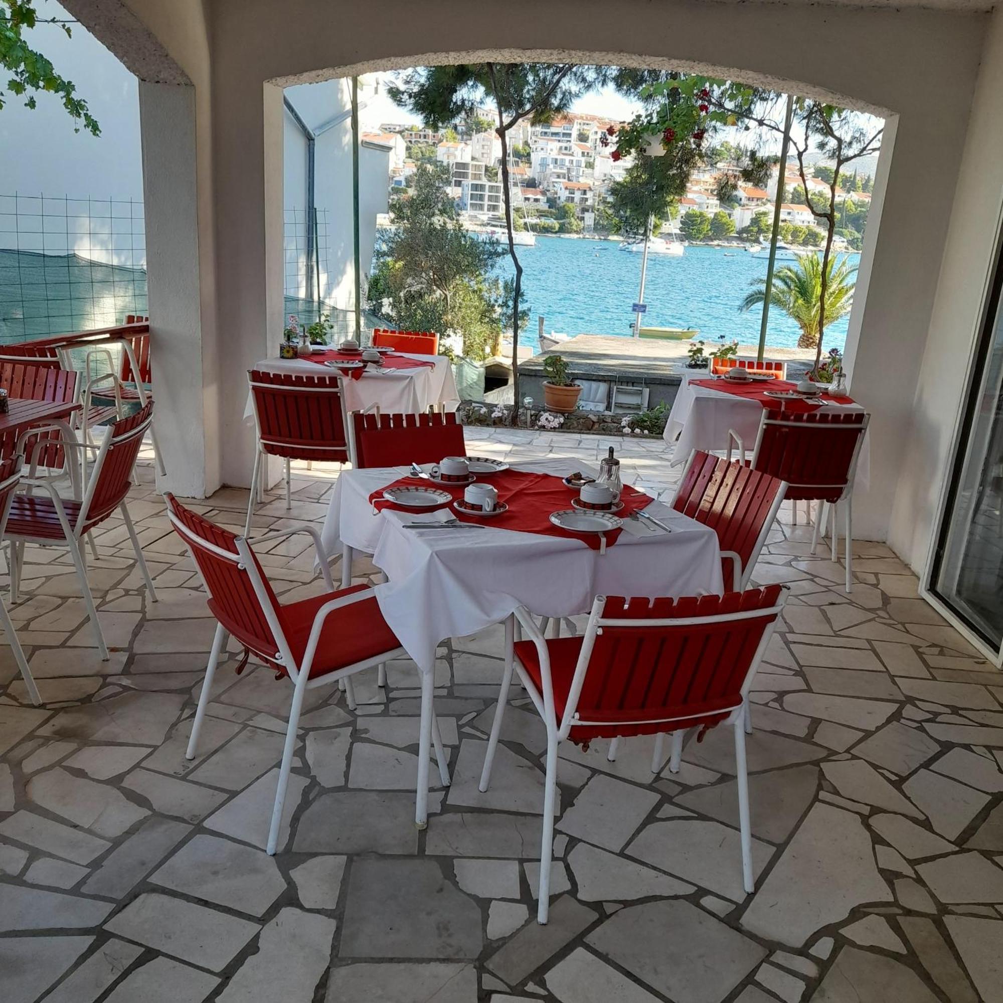 Pansion Danijela Hotel Rogoznica  Ngoại thất bức ảnh
